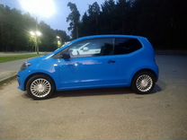 Volkswagen Up 1.0 MT, 2015, 167 000 км, с пробегом, цена 994 000 руб.