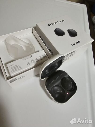 Samsung galaxy bads 2