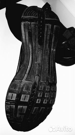 Кроссовки мужские 43 размера