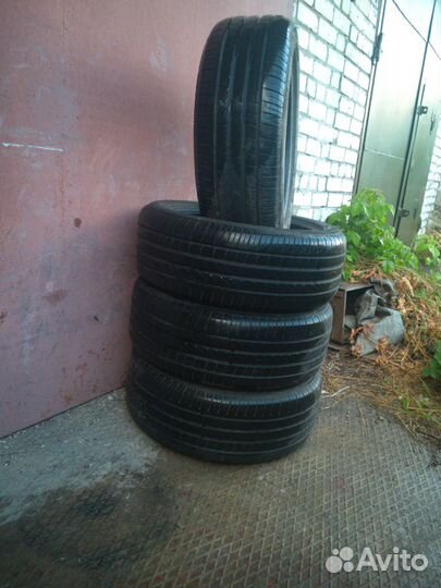 Pirelli Cinturato P7 245/45 R18 96Y