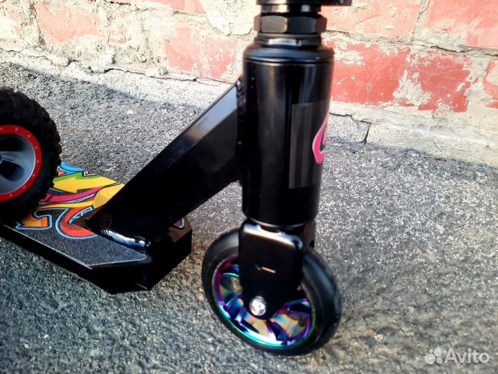 Трюковой самокат