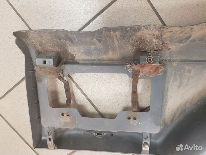 Накладка двери (крышки) багажника на Тойота Рав4 2