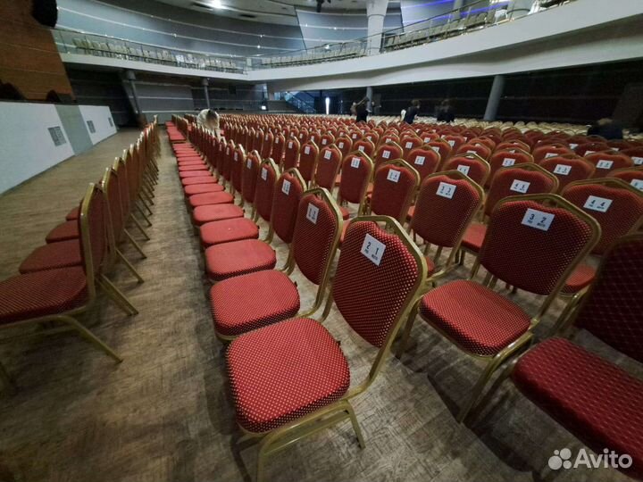 Аренда столов и стульев