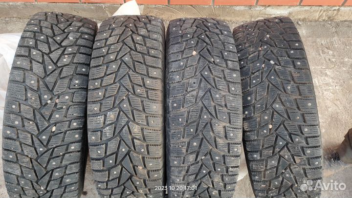 Dunlop SP LT Winter 215/60 R17 100T