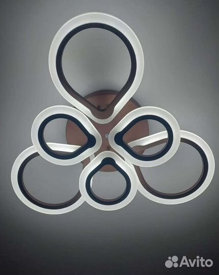 Люстра потолочная светодиодная с пультом