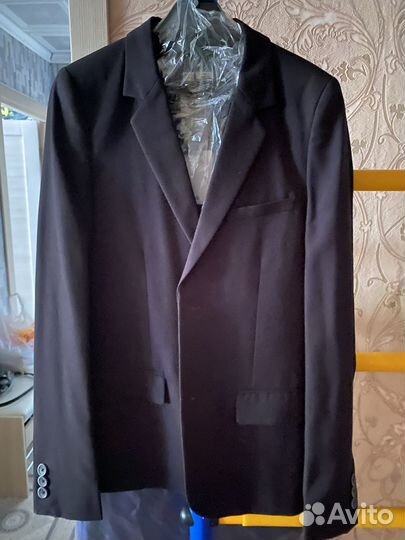 Пиджак для мальчика новый Mango