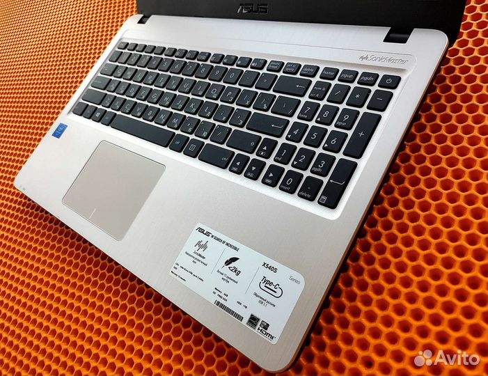 Asus 2020 х4ядра/SSD/15.6