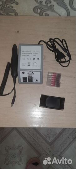 Машинка для маникюра и педикюра