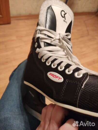 Коньки хоккейные 44 размер