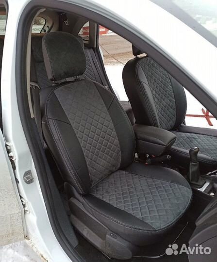 Автомобильные чехлы из экокожи на LADA xray