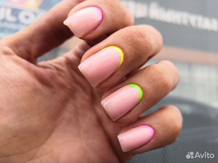 Маникюр с покрытием гель лак в студии