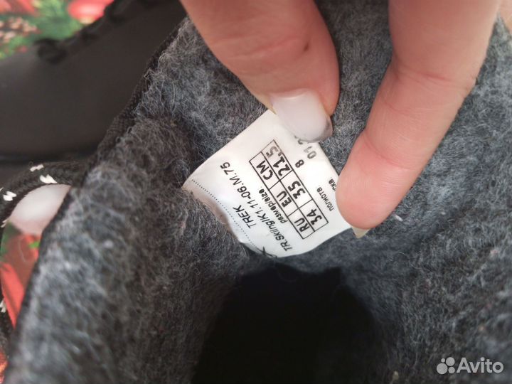 Лыжные ботинки с креплением