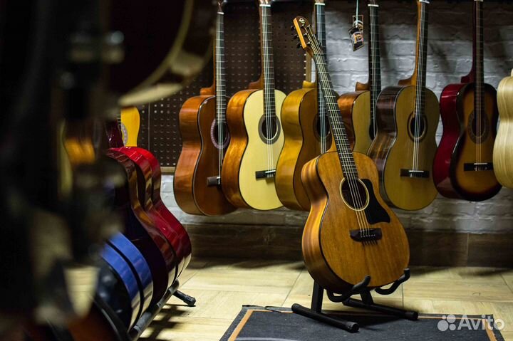 Travel гитара для путешествий Caraya + Аксессуары