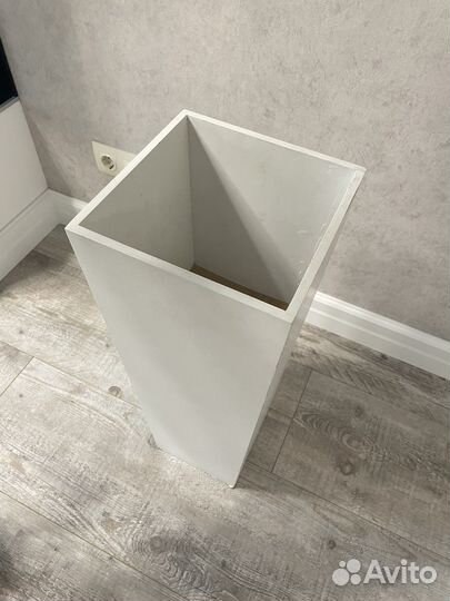 Искусственное дерево в горшке