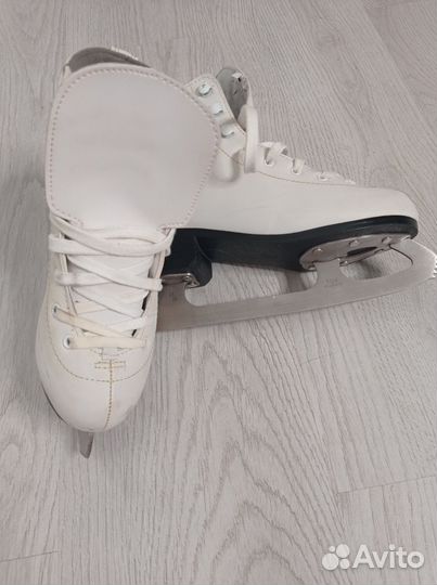 Коньки фигурные
