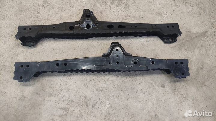 Передняя балка toyota corolla 180