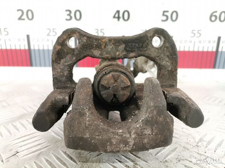 Суппорт задний правый Renault Modus 2005