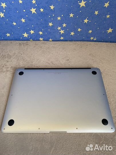 Apple MacBook Air 13 2017 i5 (идеал, 369циклов)
