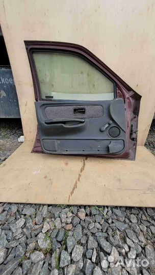 Дверь передняя левая Ford Scorpio