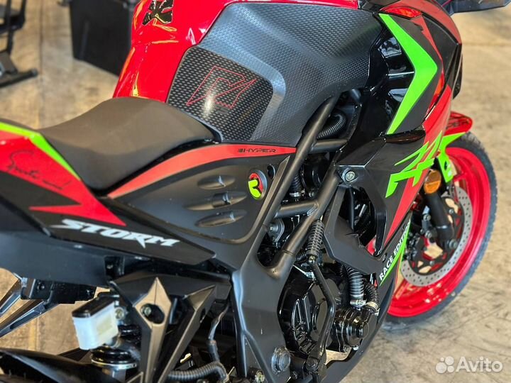 Мотоцикл Racer Storm RC250XZR-A в наличии красный