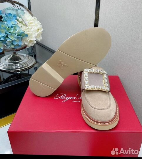 Лоферы женские Roger Vivier, замша натуральная