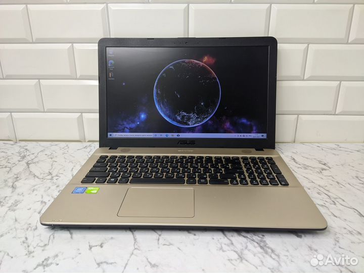 Ноутбук Asus GT810/SSD