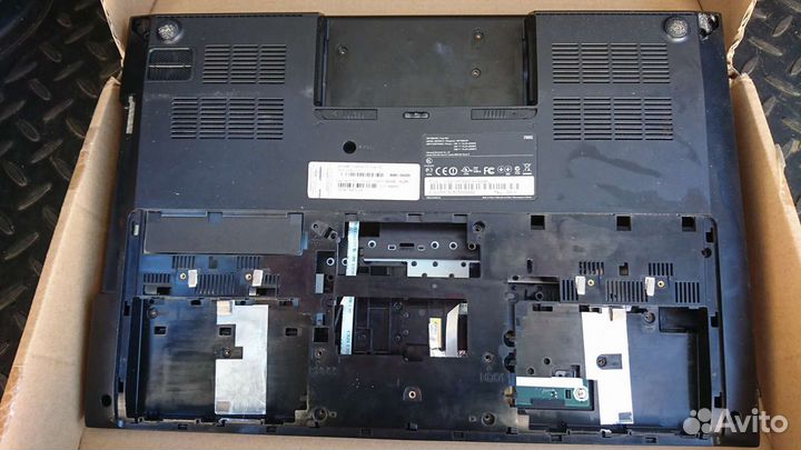 Верхний и Нижний корпусаСамсунг NP700 G7A-S02RU