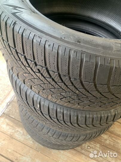 Bridgestone Blizzak LM-005 235/55 R19 105B