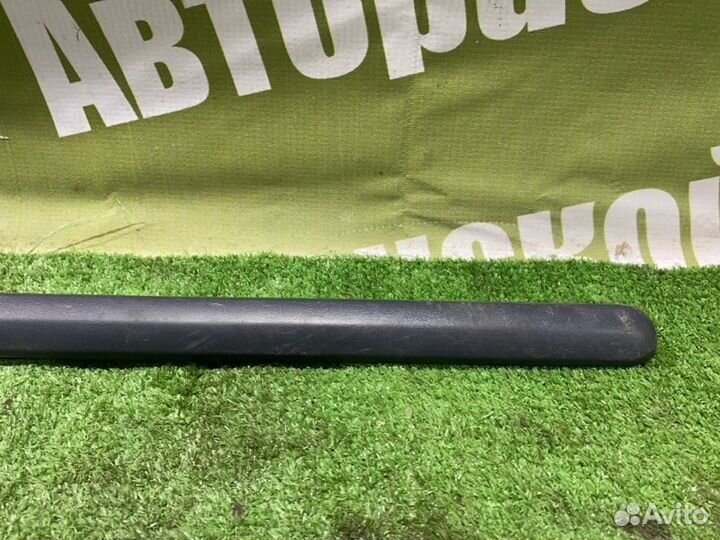 Молдинг двери передний Renault Logan LS0