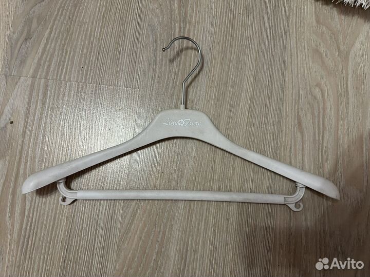 Вешалки плечики белые