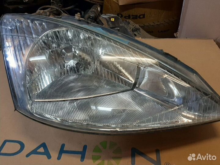 Фара передняя правая Ford Focus 1 1998-2004