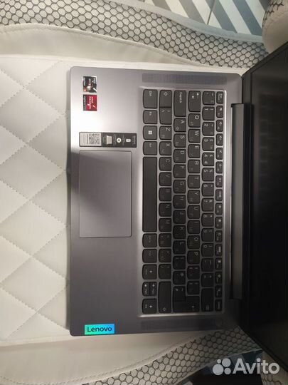 Ноутбук Lenovo 14