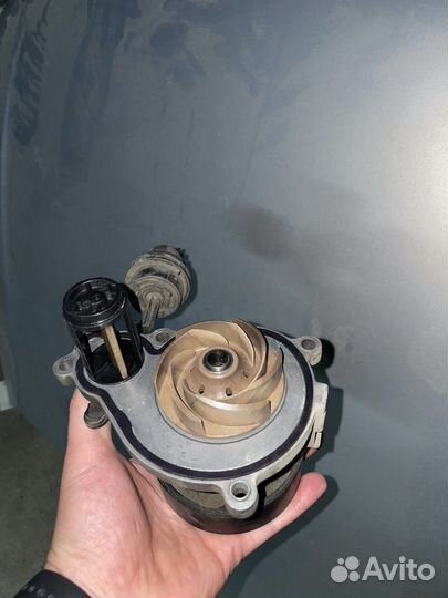 Помпа на BMW F30