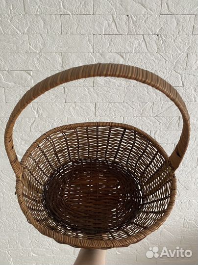 Корзина плетеная коричневая