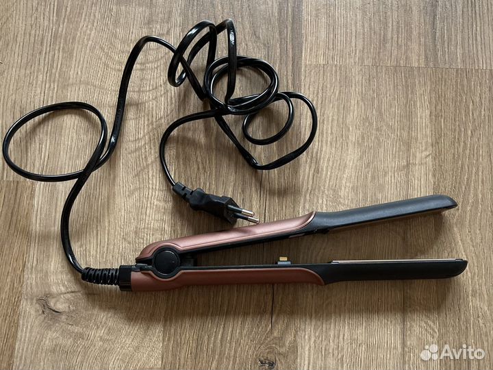 Выпрямитель для волос
