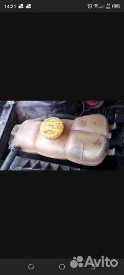 Расширительный бачок Опель омега б