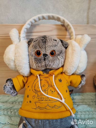 Меховые наушники