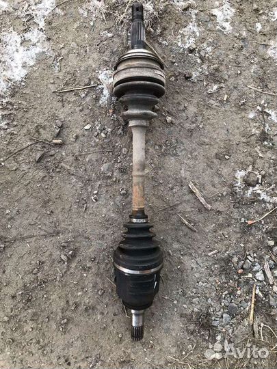 Тойота привод левый (Контрактный)