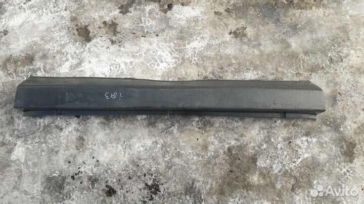 Бампер заданий Мерседес Спринтер w906 A9068800171