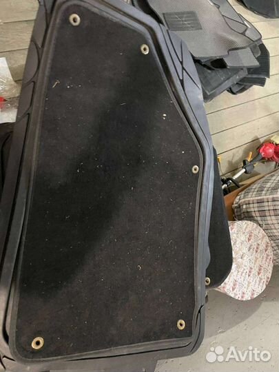 Универсальные резиновые коврики