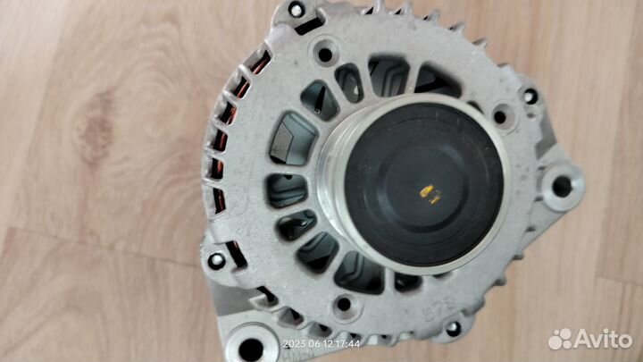 Генератор SY kyron A6641540102 дизель новый