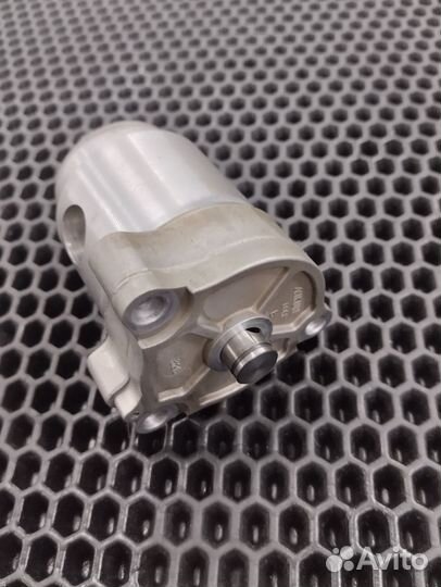 Suzuki GSF400 GSX400 RF400 маслонасос