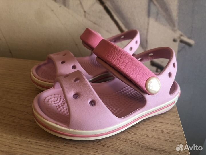 Босоножки кроксы crocs c5 розовые детские 22