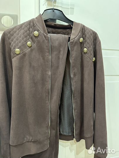 Спортивный костюм женский