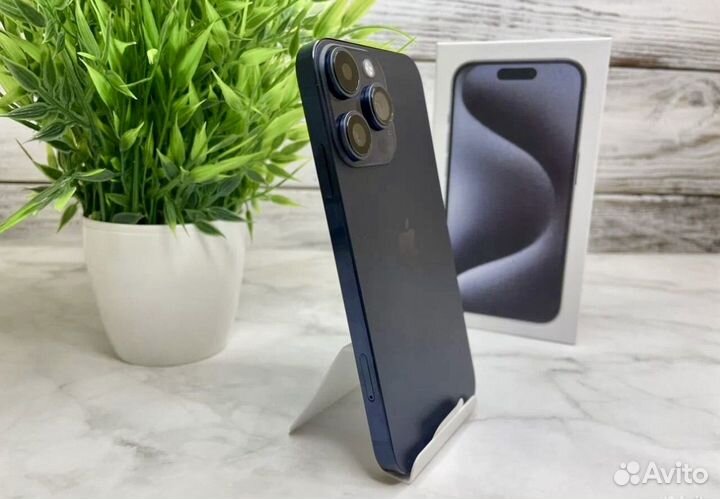iPhone XR в корпусе 15 pro 128 gb blue
