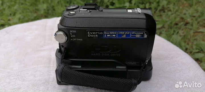 Видеокамера JVC GZ-MG575E