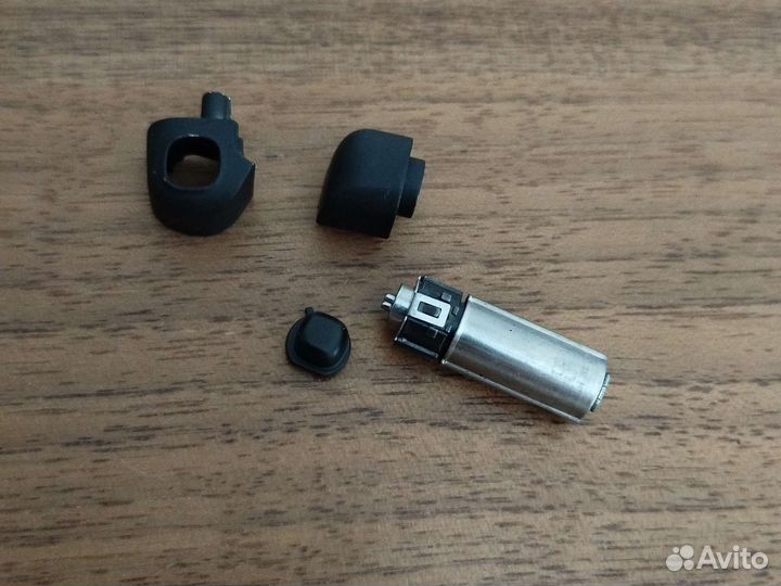 Nokia 6131 втулка флипа в сборе