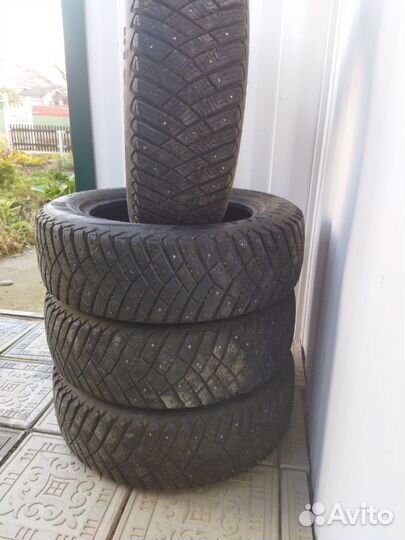 Goodyear Ultragrip Ice Arctic 185/65 R15 88T