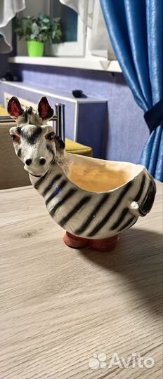 Кашпо для цветов зебра