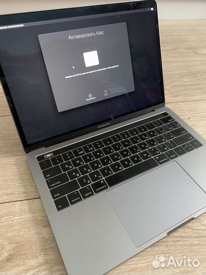 Apple MacBook Pro 13 2018 (На запчасти)